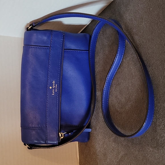 kate spade Handbags - Kate Spade blue shoulder handbag